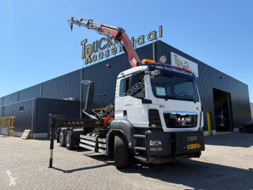Камион MAN 26.320 TGS + 6x4 FRONT TRACTION + STEERING/LIFT AXLE + PALFINGER 16502 3x + HOOK HYVA