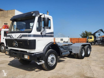 Камион шаси Mercedes