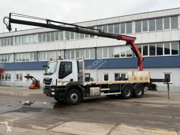 Камион кран Iveco