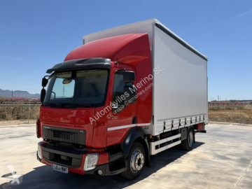 Camión tautliner (lonas correderas) Volvo