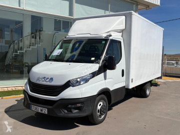 Camión furgón Iveco
