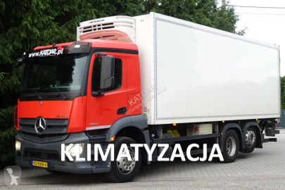 Камион хладилно Mercedes