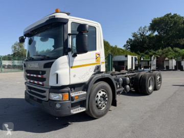 Camión chasis Scania