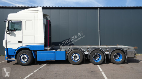 Камион контейнеровоз DAF