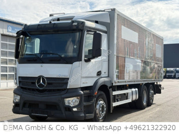 Камион платформа камион за превоз на бира Mercedes