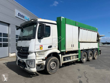 MercedesArocs3251