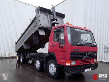 Камион Volvo FL10 320 8x4