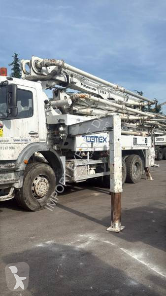 Kamion beton čerpadlo na beton Mercedes