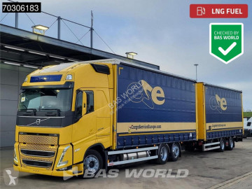 Камион подвижни завеси Volvo
