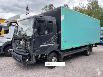 Mercedes box truck