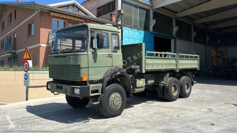 Камион шпригли Iveco
