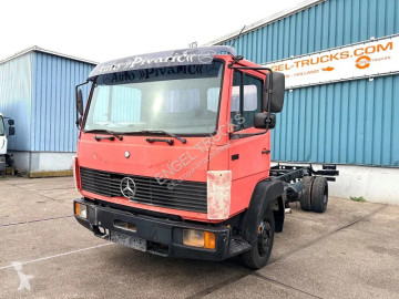 Mercedes814