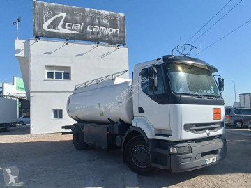 Camión cisterna hidrocarburos Renault