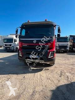 Камион самосвал самосвал с двустранно разтоварване Volvo