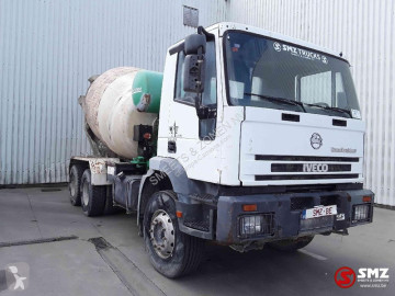 Камион бетон миксер Iveco