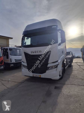Камион Iveco S-WAY 510