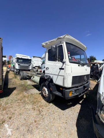 Camion châssis Mercedes