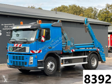 Camion benne Volvo
