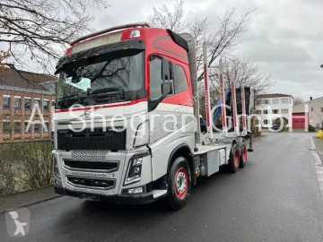 Камион камион за превоз на трупи Volvo
