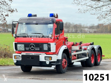 Камион мултилифт Mercedes