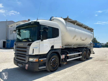 ScaniaP420