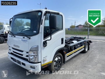 Isuzu