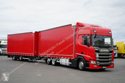 Камион подвижни завеси Scania
