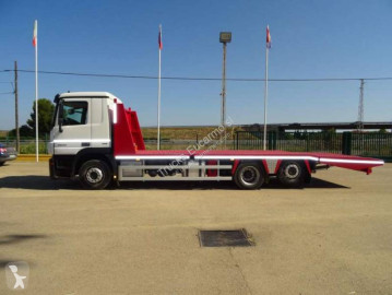 Nosič strojů Mercedes Actros 2544