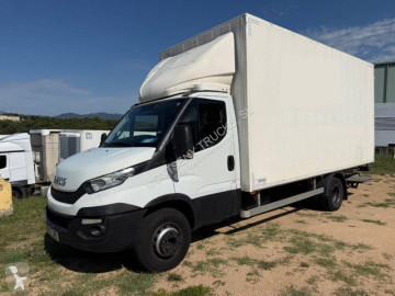 Camião furgão Iveco