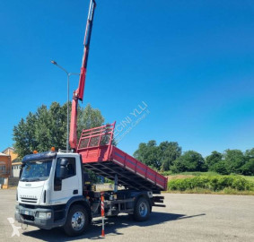 Lastbil tre vagnar Iveco