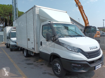 Камион фургон Iveco
