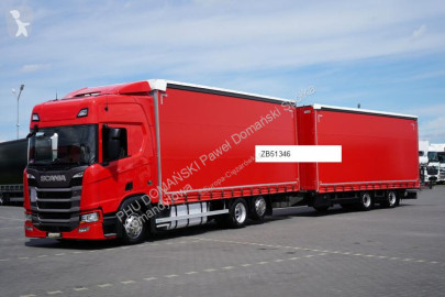 Камион подвижни завеси Scania