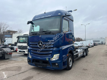 Камион шаси Mercedes