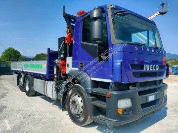 Камион самосвал Iveco
