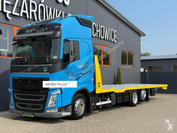 Камион пътна помощ Volvo