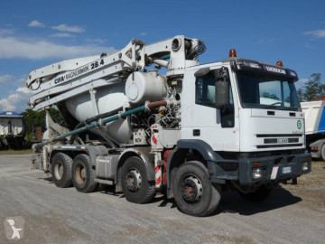 Camión hormigón mezclador + bomba Iveco