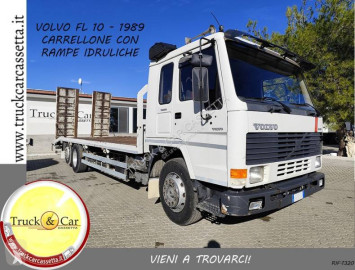 Nosič strojů Volvo FL10