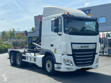 شاحنة DAF XF105 530