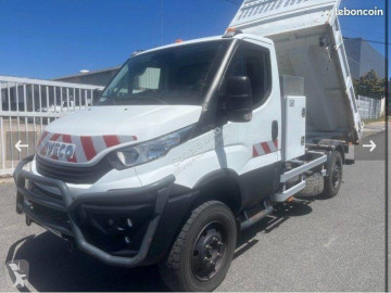Camion benne Iveco