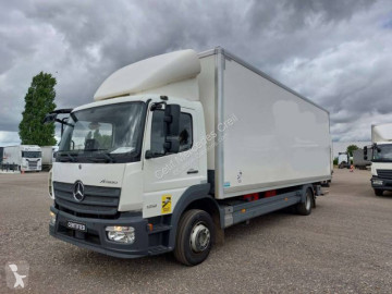MercedesAtego1218