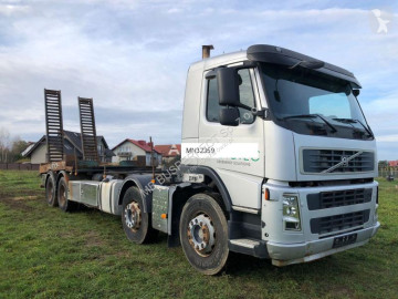 Camion dépannage Volvo