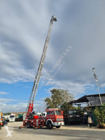Camion pompiers Iveco