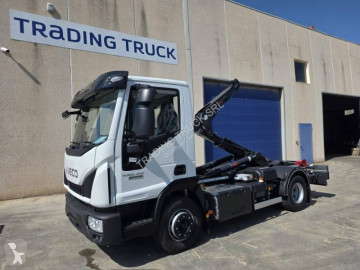 Camion scarrabile Iveco nuovo
