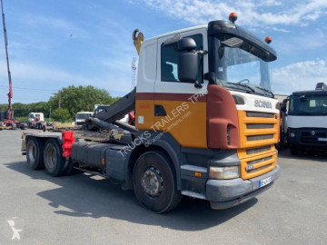 شاحنة ناقلة حاويات متعددة الأغراض Scania