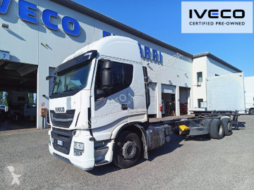 Камион вишка Iveco