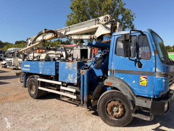Kamion beton čerpadlo na beton Mercedes