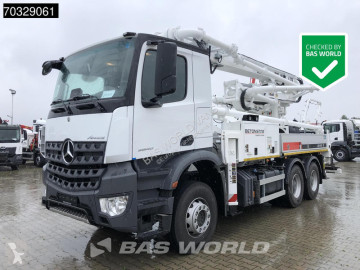Kamion beton čerpadlo na beton Mercedes