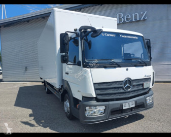 Lastbil platta häckar Mercedes