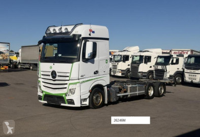 Камион контейнеровоз Mercedes