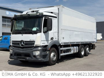 Камион платформа камион за превоз на бира Mercedes